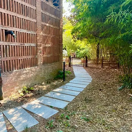 Il Casale Di Bubu Private Parking Modena